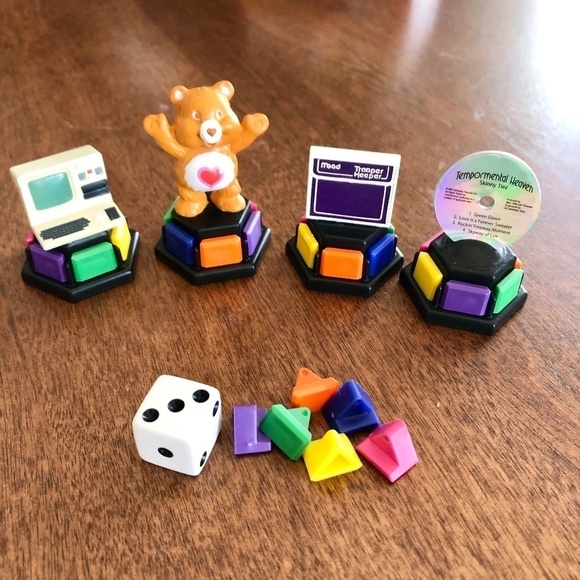 Trivial Pursuit, Board Game, 2005, Totally 80s, CANADIAN EDITION, Complete - Picture 6 of 16